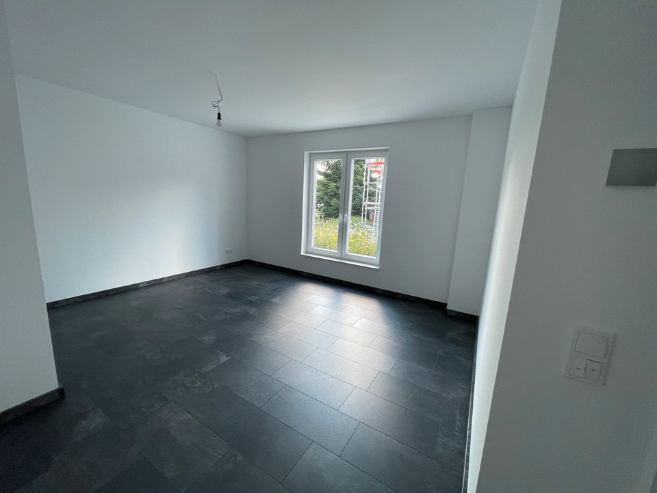 Energieeffiziente Wohnung aus dem Jahr 2022 mit Wallbox in Gummersbach