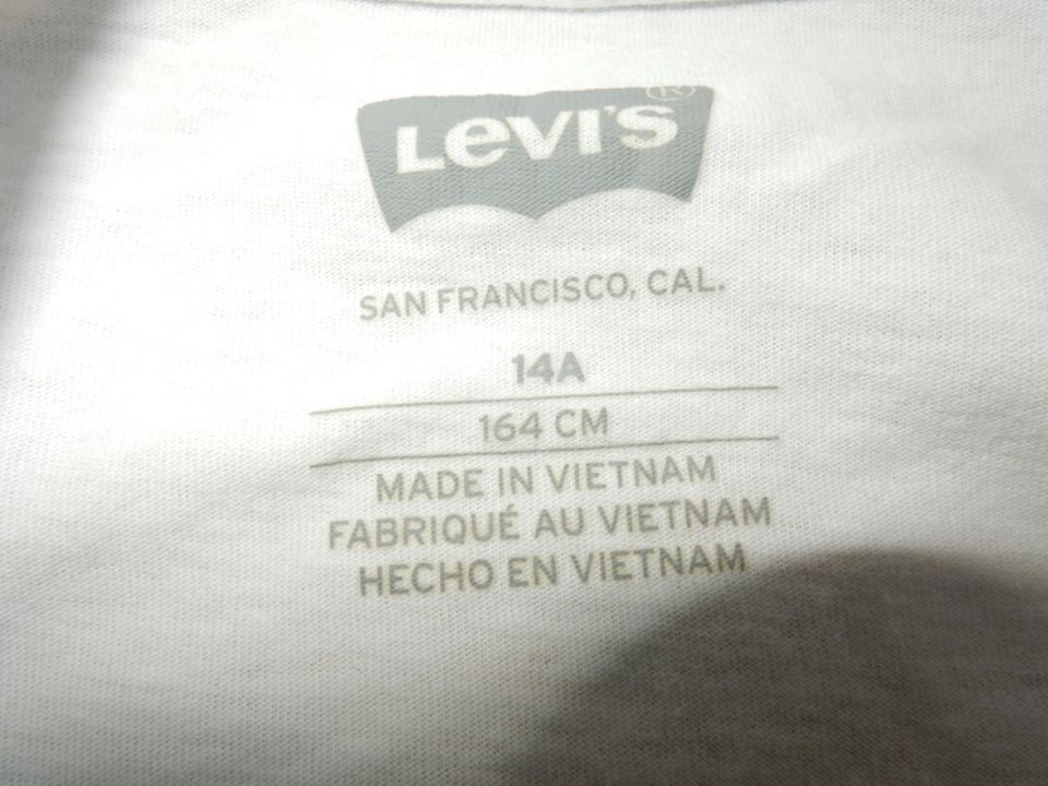 Levis T-Shirt in weiß, Gr. 164 in Mettingen