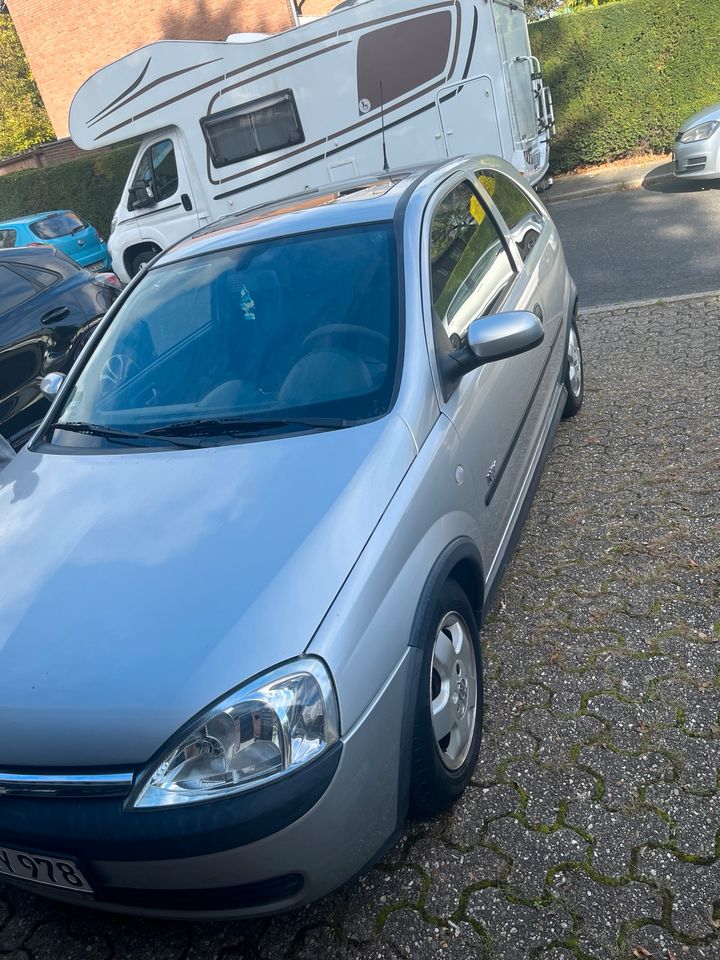 Opel Corsa C - 1.0 L - EZ 2003 - 196.000km in Neuss