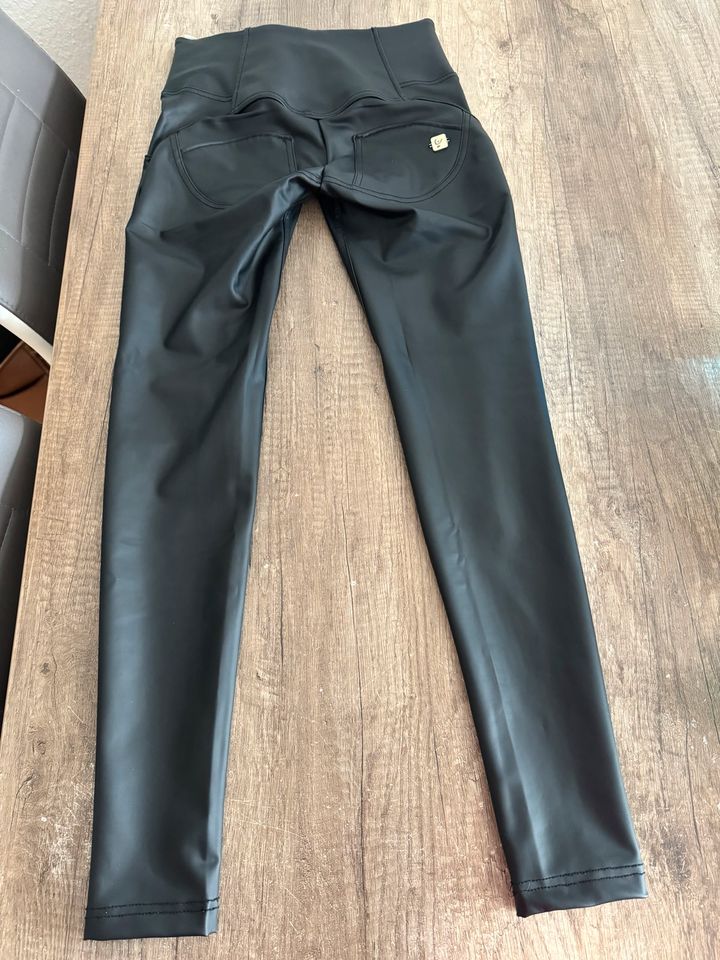 Lederhose von Freddy Wear in Köthen (Anhalt)