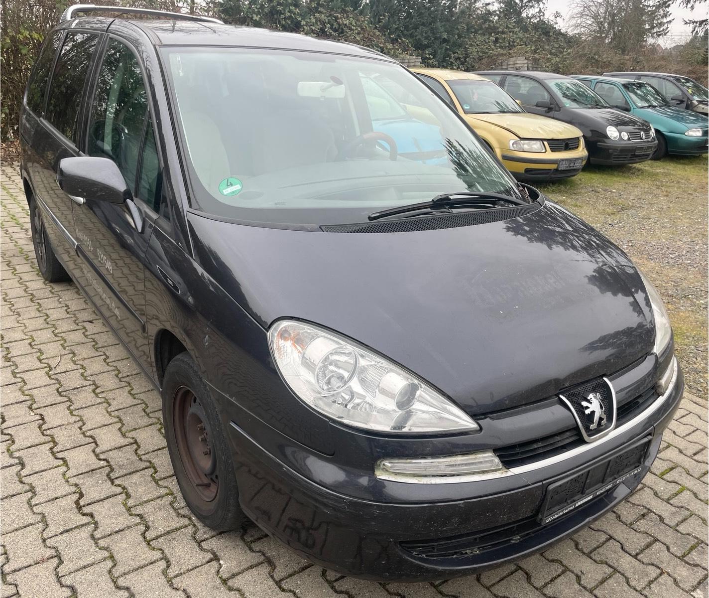 Abbildung des Autos Peugeot 807 Premium 2.2 …