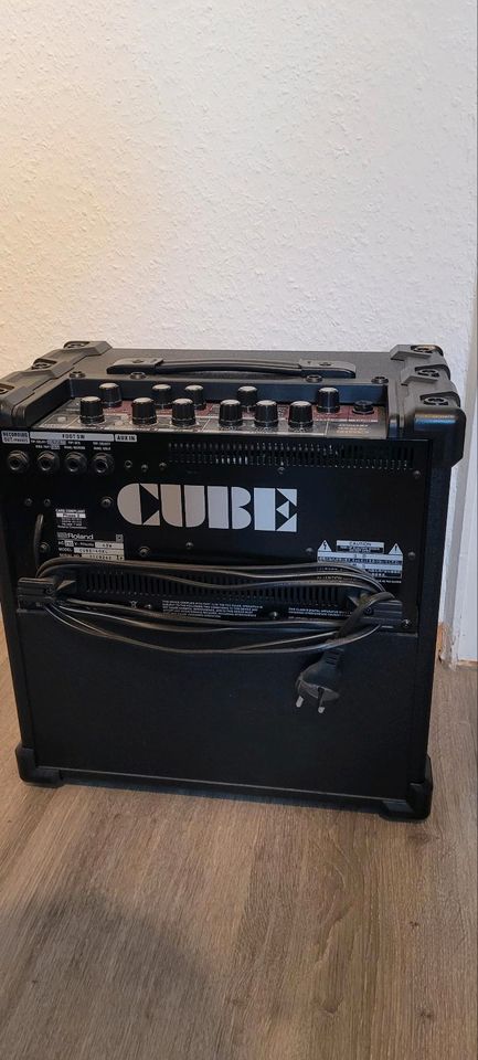 Roland Cube 40xl Gitarrenverstärker in Flensburg