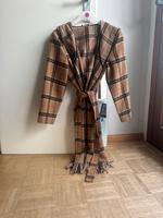 Strickhülle neuwertig Strickmantel Bayern - Starnberg Vorschau