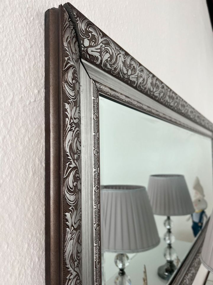 Großer Spiegel / Wandspiegel in Osterholz-Scharmbeck
