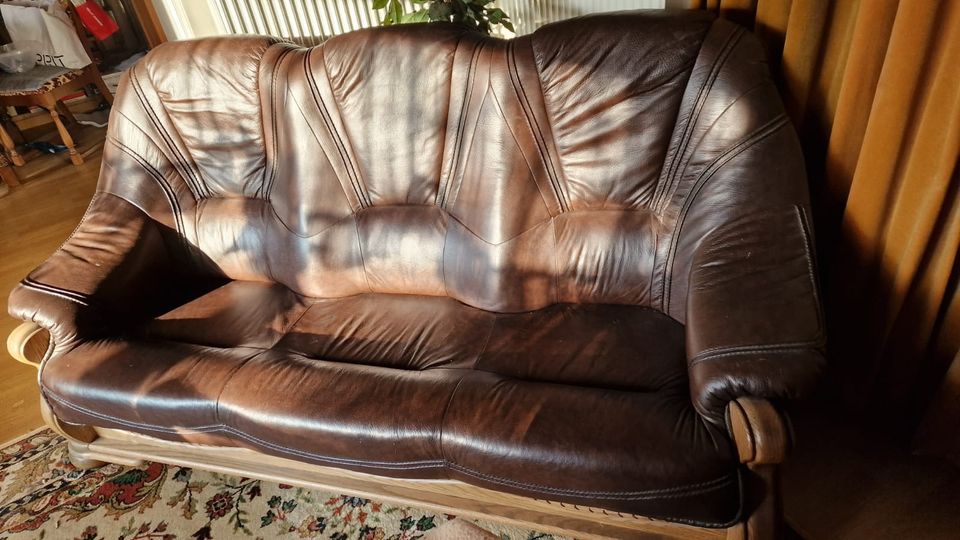 EchtLeder Sitzgarnitur 3-2-1 Drei Zwei Eins Sofa Sessel in Bünde