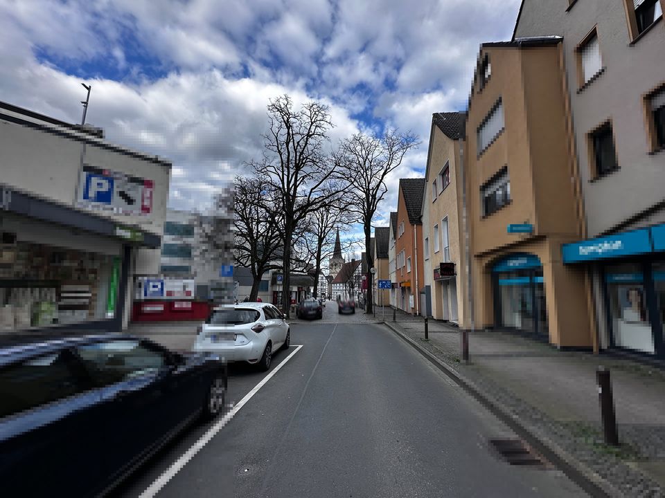 Offenes Ladenlokal am Rande der Füßgängerzone in Unna