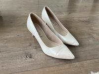 Tamaris Brautschuhe Pearl Größe 39 Baden-Württemberg - Rottweil Vorschau