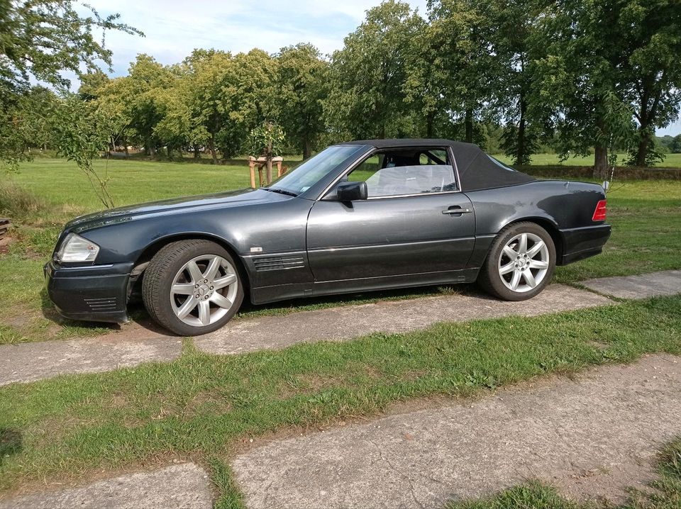 500 SL,erst 76750 km, 2.Hand, Tüv + Verdeck neu in Niebüll