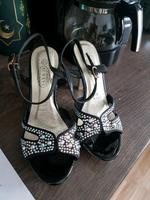 mega schicke Sandalen Glitzer Sachsen - Hoyerswerda Vorschau