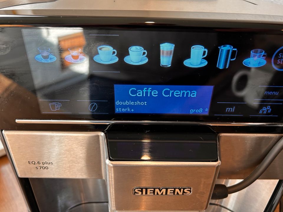 Siemens EQ 6 plus s700 Kaffeevollautomat in Freden