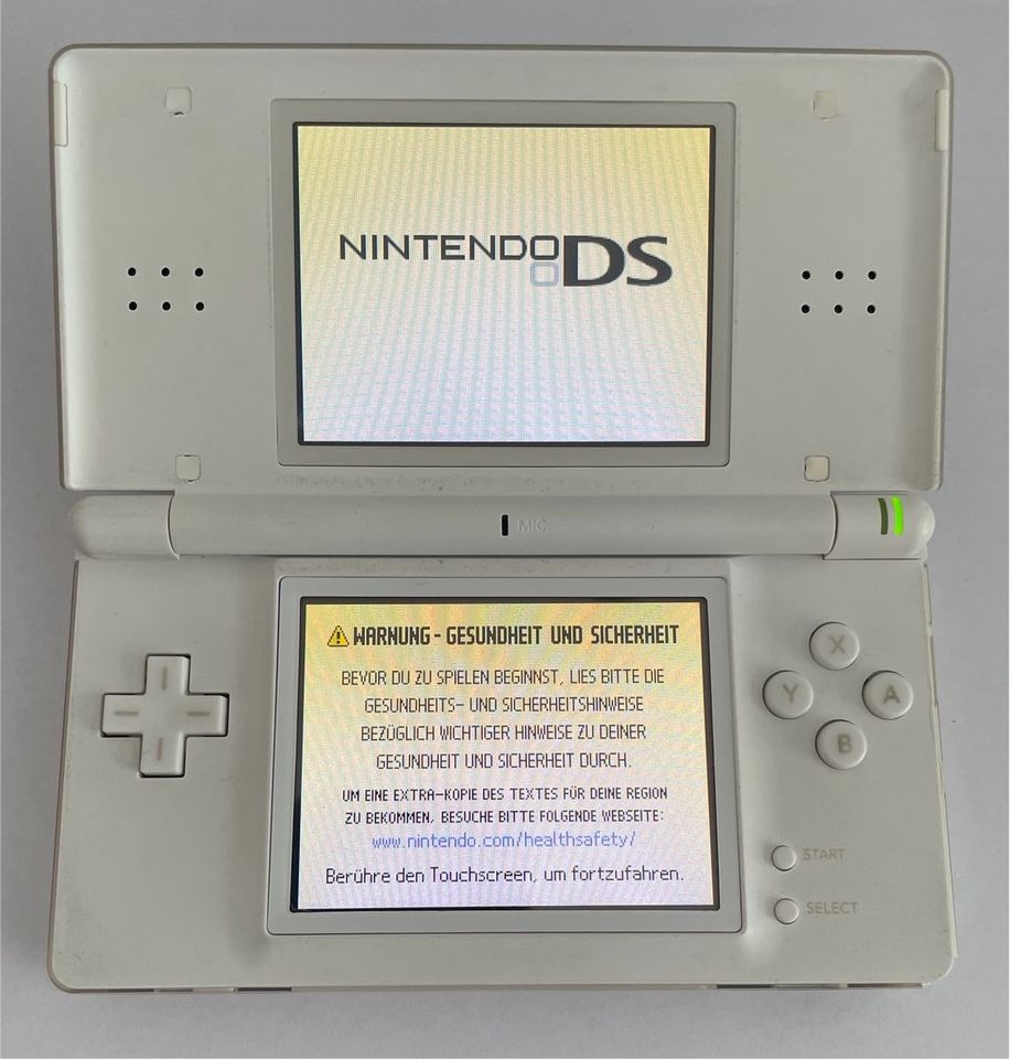 Nintendo DS Lite (NDSL) Weiß + Netzkabel in Künzelsau