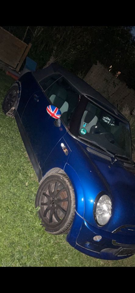 Mini Cooper S mit Recaro Sportsitze Cooper Worxx Felgen in Bollenbach