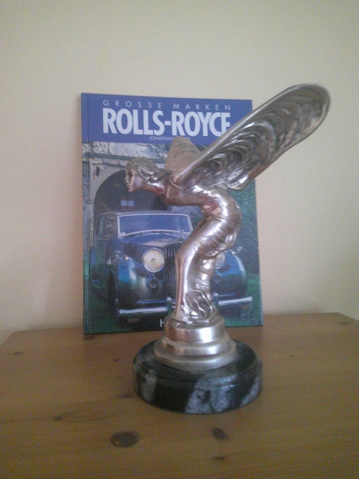 Rolls-Royce Spirit of Ecstasy -  Emily in Großaitingen