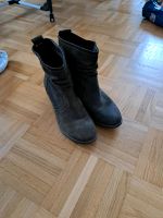 Frauen Wildleder Stiefel München - Bogenhausen Vorschau