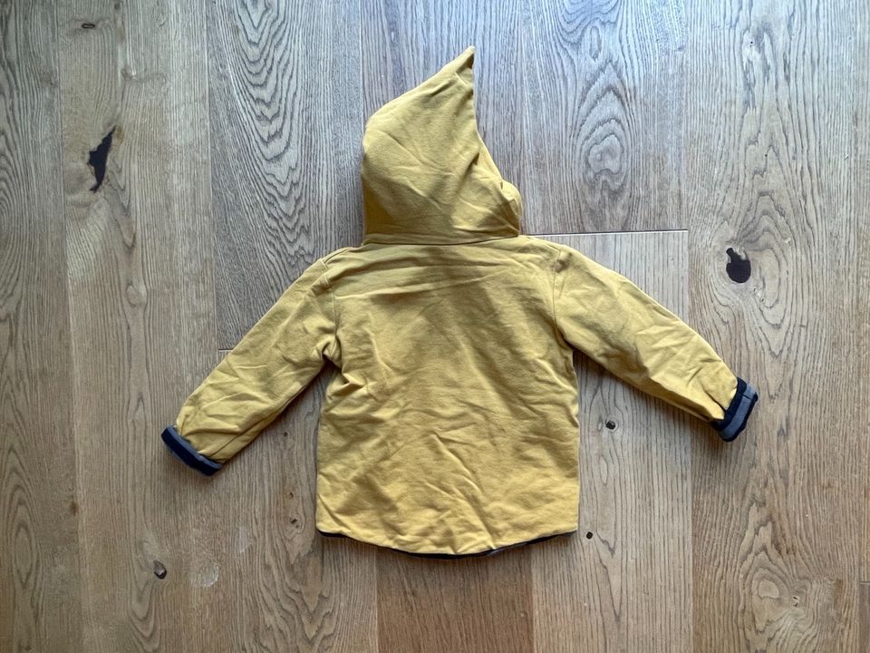 Nanas Unikate Sweatjacke Sweatkapuzenjacke handmade senf 86 92 in Bempflingen