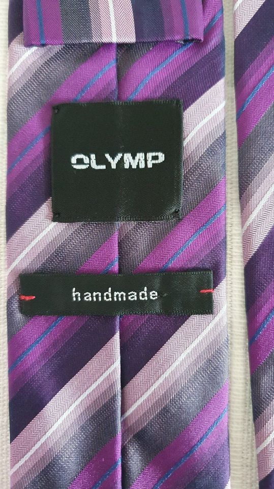Olymp Herrenhemd Größe 44 mit passender Krawatte in Möhrendorf