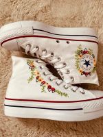 Neue Plateau Converse Hand bestickt Größe 39,5 Bayern - Kempten Vorschau