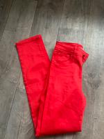 Rote Mid high Waist Röhrenjeans XS/34 Sarah John Rostock - Reutershagen Vorschau