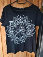 Tolles neues Shirt von bonprix Gr. 40/42 Niedersachsen - Zetel Vorschau