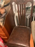 Retro Vintage Stuhl mit braunem Holz, toller Lehne und Ledersitz West - Sossenheim Vorschau