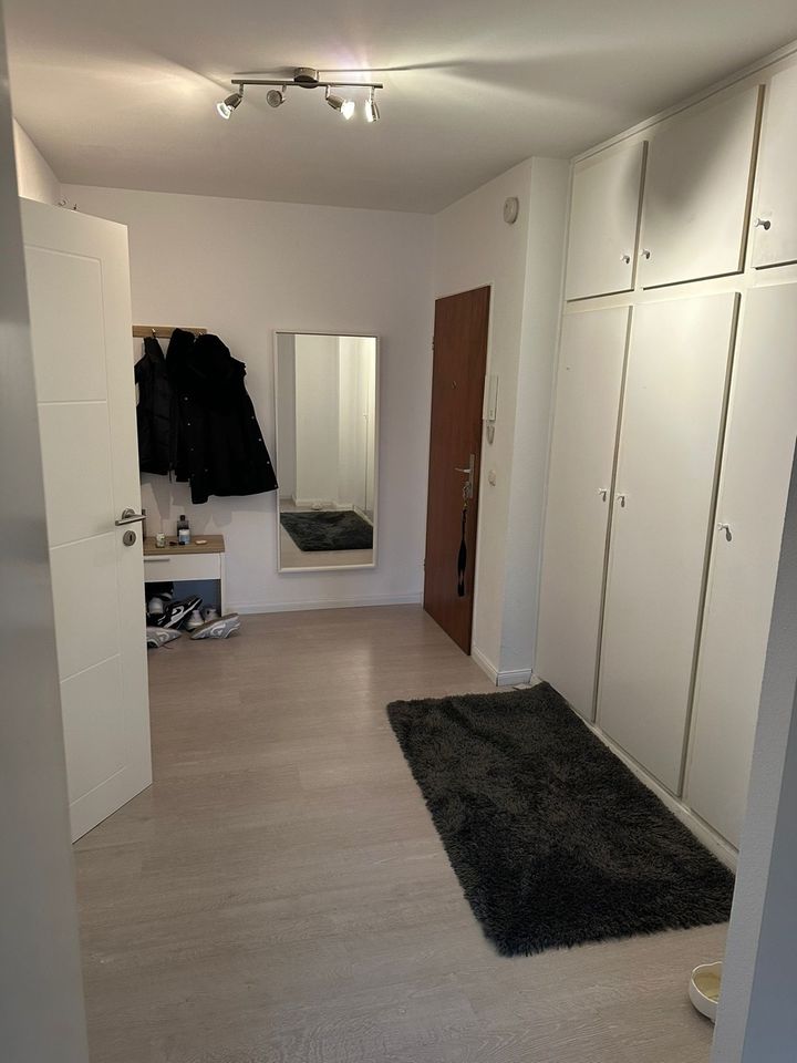 ANFRAGESTOPP: 3-Zimmer Wohnung mit 2 Balkons und Garage in Lübeck