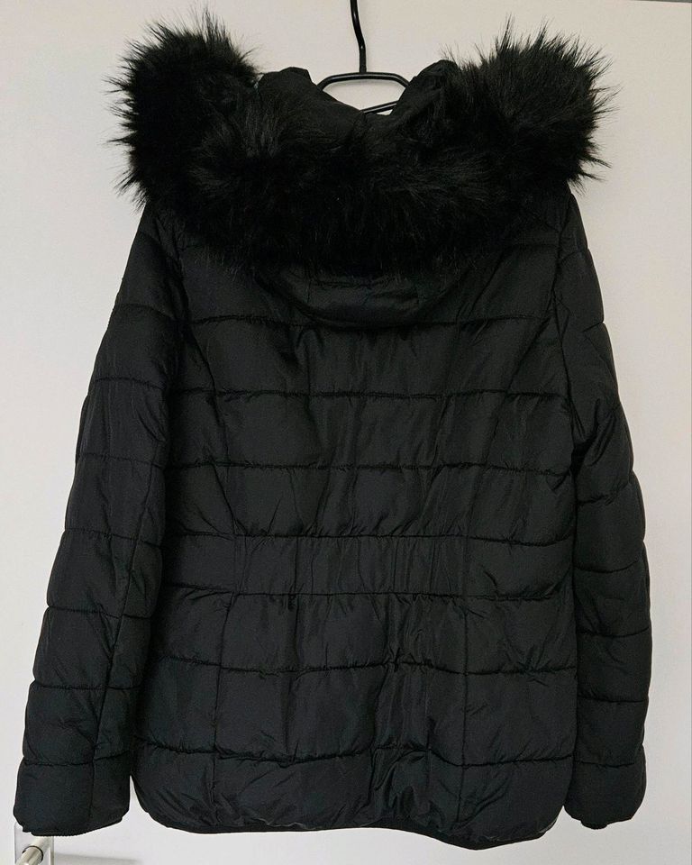 Navahoo Winterjacke Zuckerbiene modische Steppjacke mit Kunstpelz in Willich