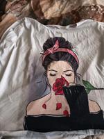 Frau mit Rose Tshirt Baden-Württemberg - Burladingen Vorschau
