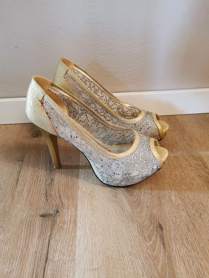 Smilee Plateu Peeptoes Pumps Gold Glitzer Strass Gr.37 Gr.4 in Ebermannstadt