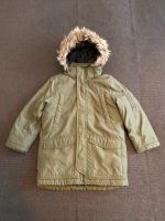 H&M Winterjacke Parka, Olivgrün, Gr. 110 – wie NEU Neuhausen-Nymphenburg - Neuhausen Vorschau