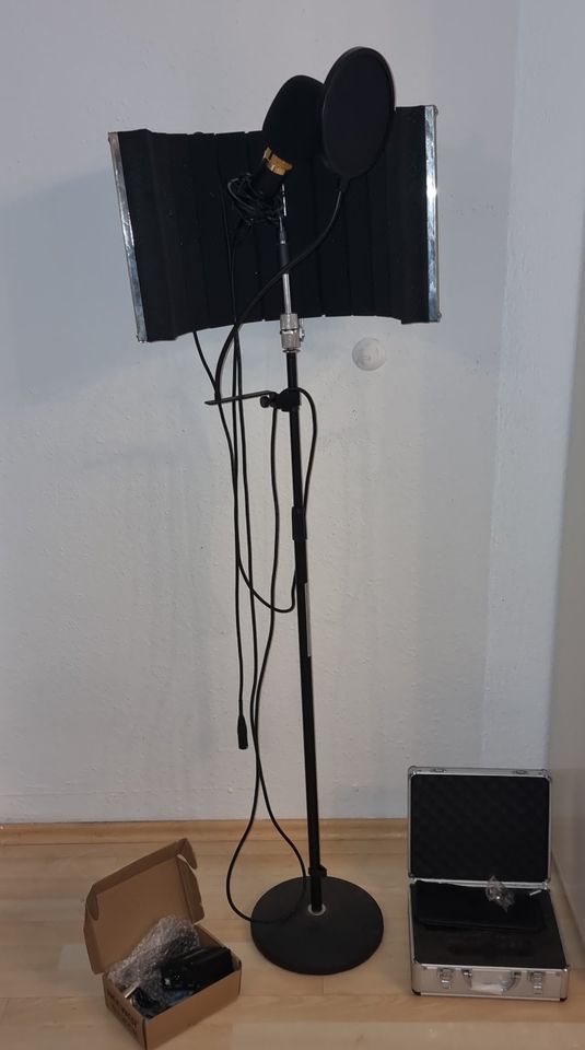 Kondensator Sudiomikrofon mit Ständer und zubehör. Pronomic CM22 in Bielefeld