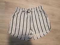 H&M lockere Shorts schwarz-weiß gestreift, Gr. 170 Hannover - Misburg-Anderten Vorschau