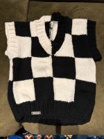 Wednesday Sweater Vest „Mittwochweste“ Stuttgart - Stuttgart-Mitte Vorschau