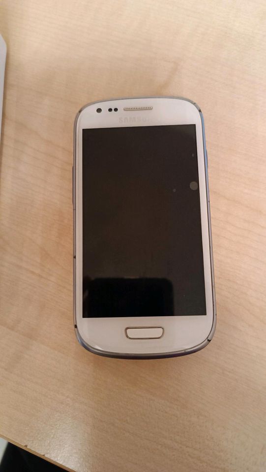 Tausche Samsung Galaxy S III Mini defekt? in Wettringen