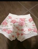 Monnalisa, Jacadi Mädchen kurze Hosen Gr. 88,89 je 16€ Berlin - Mahlsdorf Vorschau