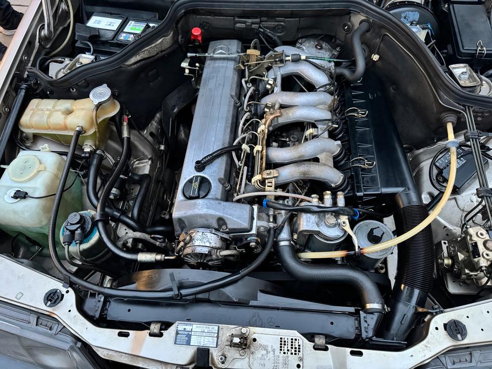 Mercedes Benz W124 300D Mopf Automatik, Schiebedach, 2 Hand in Darmstadt