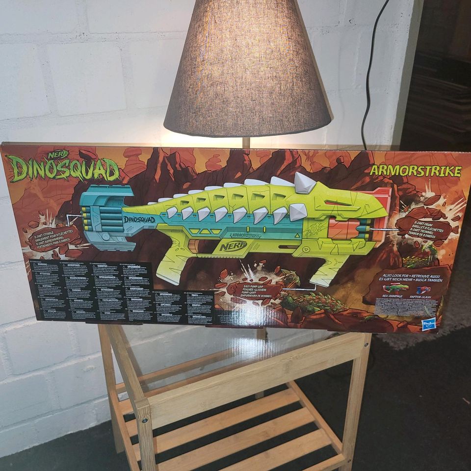 NEU Dinosquad, Nerf,Hasbro in Klein Rönnau