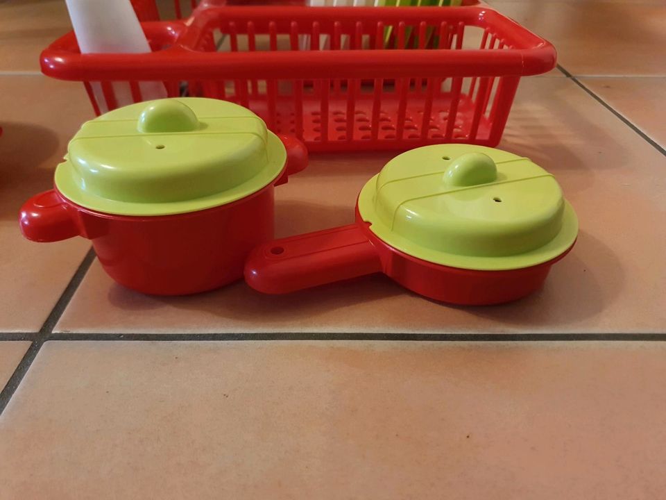 Utensilien für Kinderküche Plastik in Leverkusen