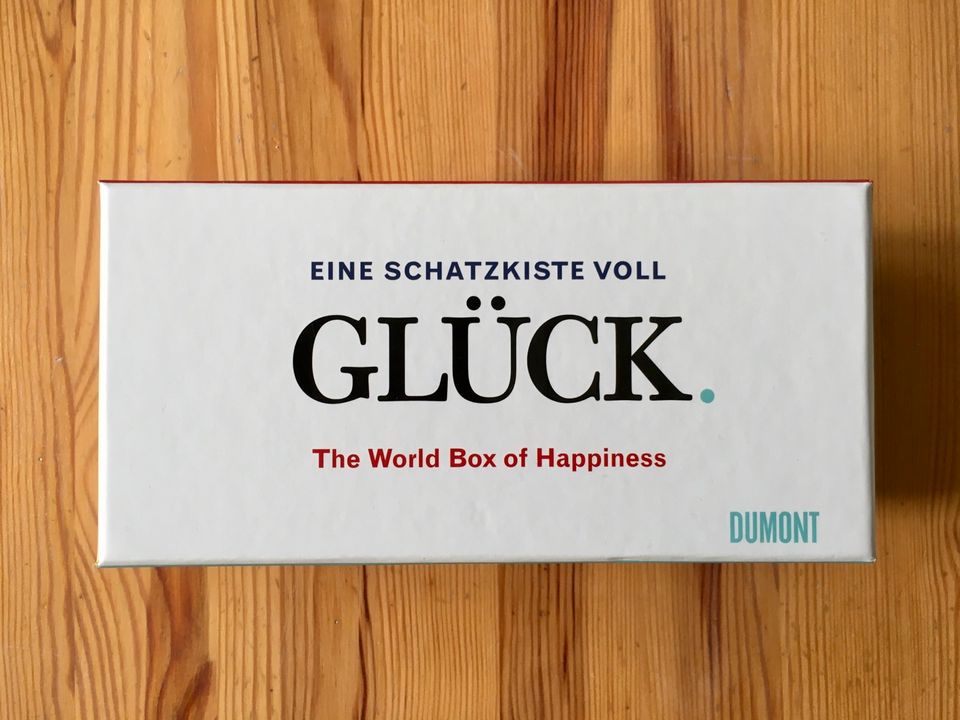 Dumont Eine Schatzkiste voll Glück/ the world box of happiness in Aachen