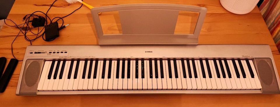 Yamaha NP-30 S portable Grand in Eschborn