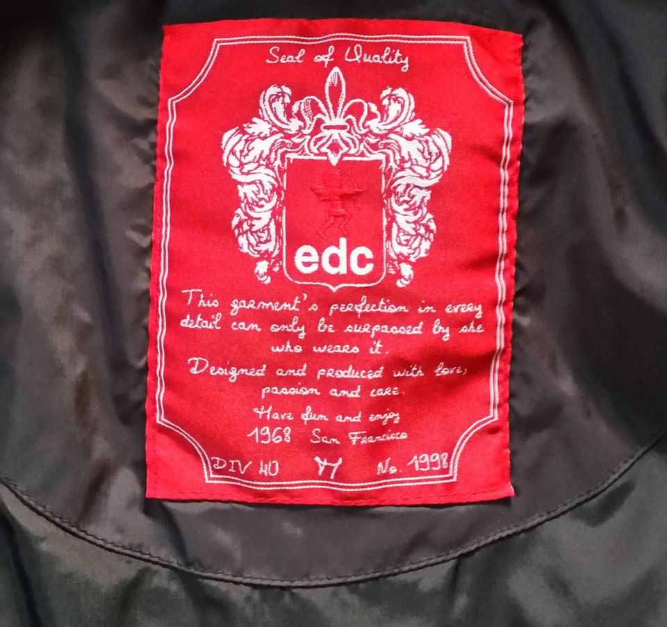 Damen Daunen-Winterjacke von edc by Esprit Größe S in Dresden