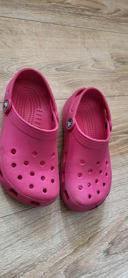 Crocs in pink, Größe 34/35 in Hameln