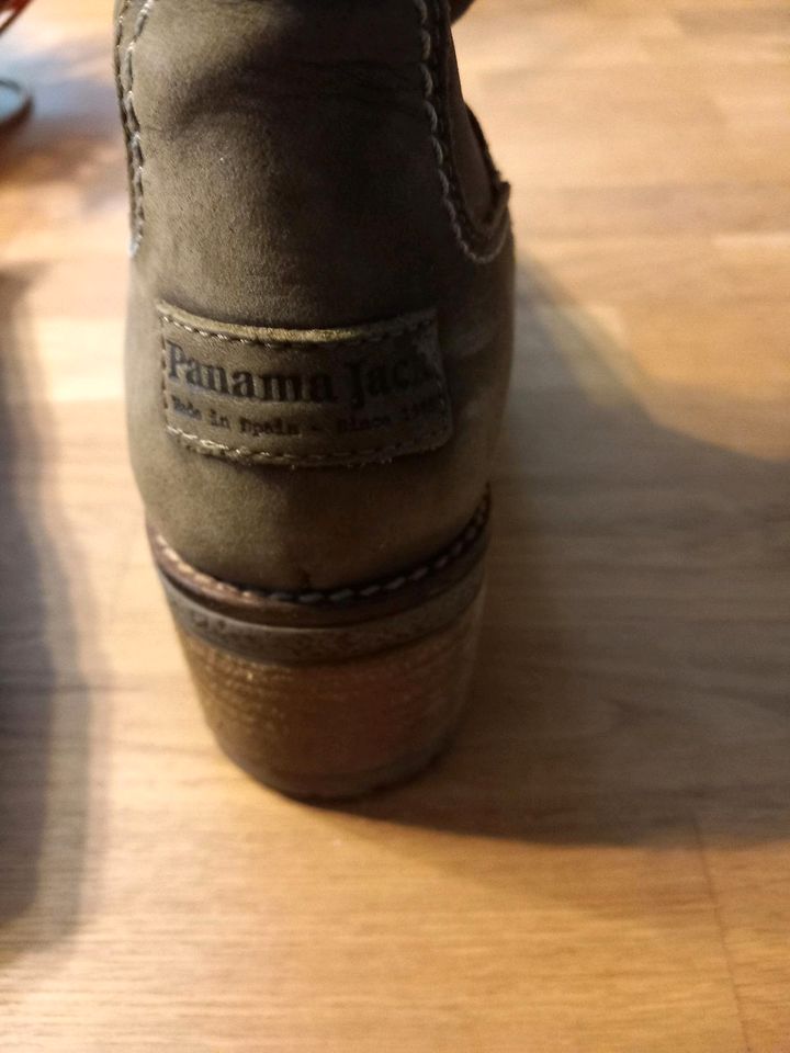 Panama Jack tolle warme Damen Stiefel Gr. 36 Leder Lammfellimitat in Wermelskirchen