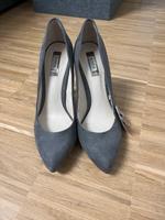 Zara Pumps High Heels Gr. 40 Neu Düsseldorf - Flingern Nord Vorschau