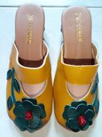 Echt Leder Barfußschuhe Blumen Sandalen, Duckfeet-Form, exklusiv Niedersachsen - Isenbüttel Vorschau