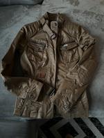 Jacke Khujo Windjacke beschichtet Größe S Frühling/Sommer Hessen - Braunfels Vorschau