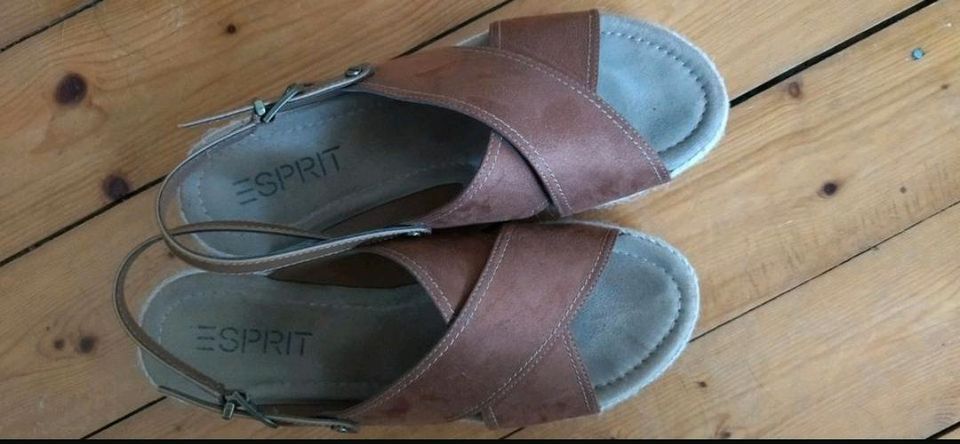 Esprit Sandalen Schuhe 42 in Hamm
