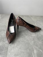 High Heels Schlangenoptik braun schwarz neu 38 Venturini Bayern - Regensburg Vorschau