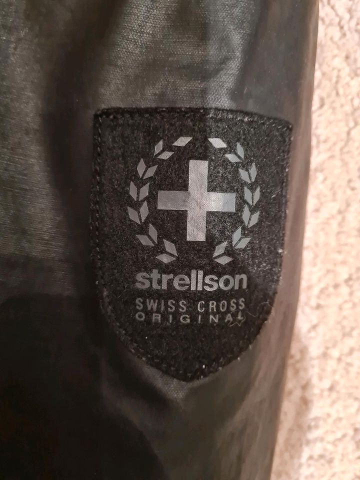 Strellson Herren Jacke, Edition 04293 in Bielefeld