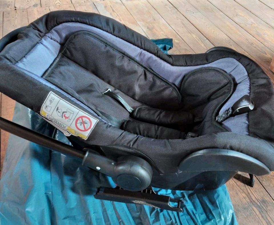 Baby/ Kinder, Bebebi Bellami, 3 in 1 Kombi Kinderwagen in Radeberg