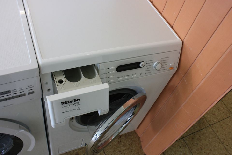 Miele Waschmaschine A+++ / 7kg.Top Zustand. 12 Monate Garantie. in Dortmund